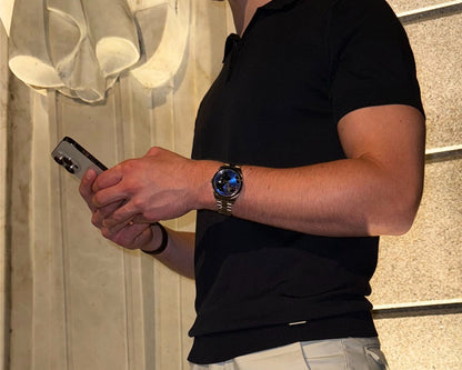 THE WORLD Horloge
